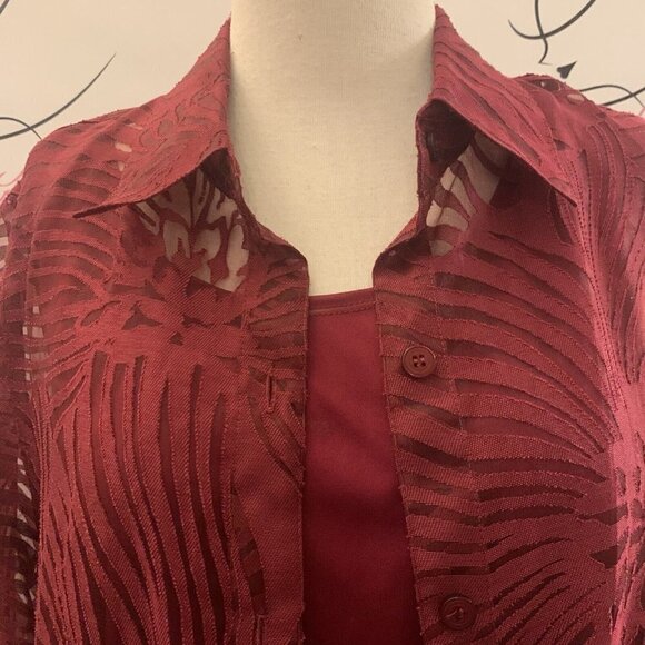 Alfred Dunner. Size 10. Two Piece Set. Sheer Shirt with Attached Tank Cami. B50 - Picture 2 of 5